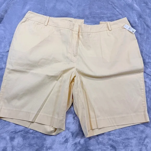 Talbots Women's Yellow Perfect Short 10.5" Inseam Sz 22W Cotton New With Tags - Picture 1 of 5